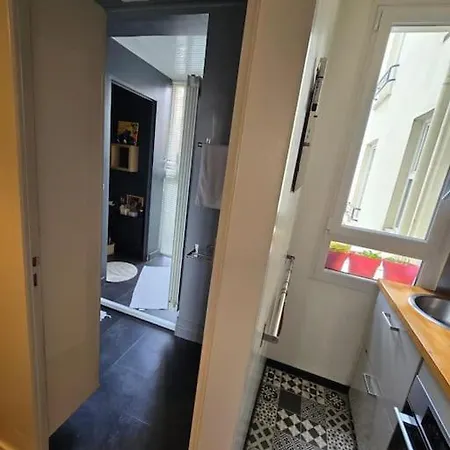 3 Pieces De 41m² * سانت ماندي