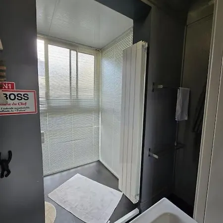 3 Pieces De 41m² سانت ماندي
